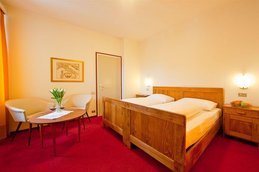 Hotel Elefant Ora / Auer Kültér fotó