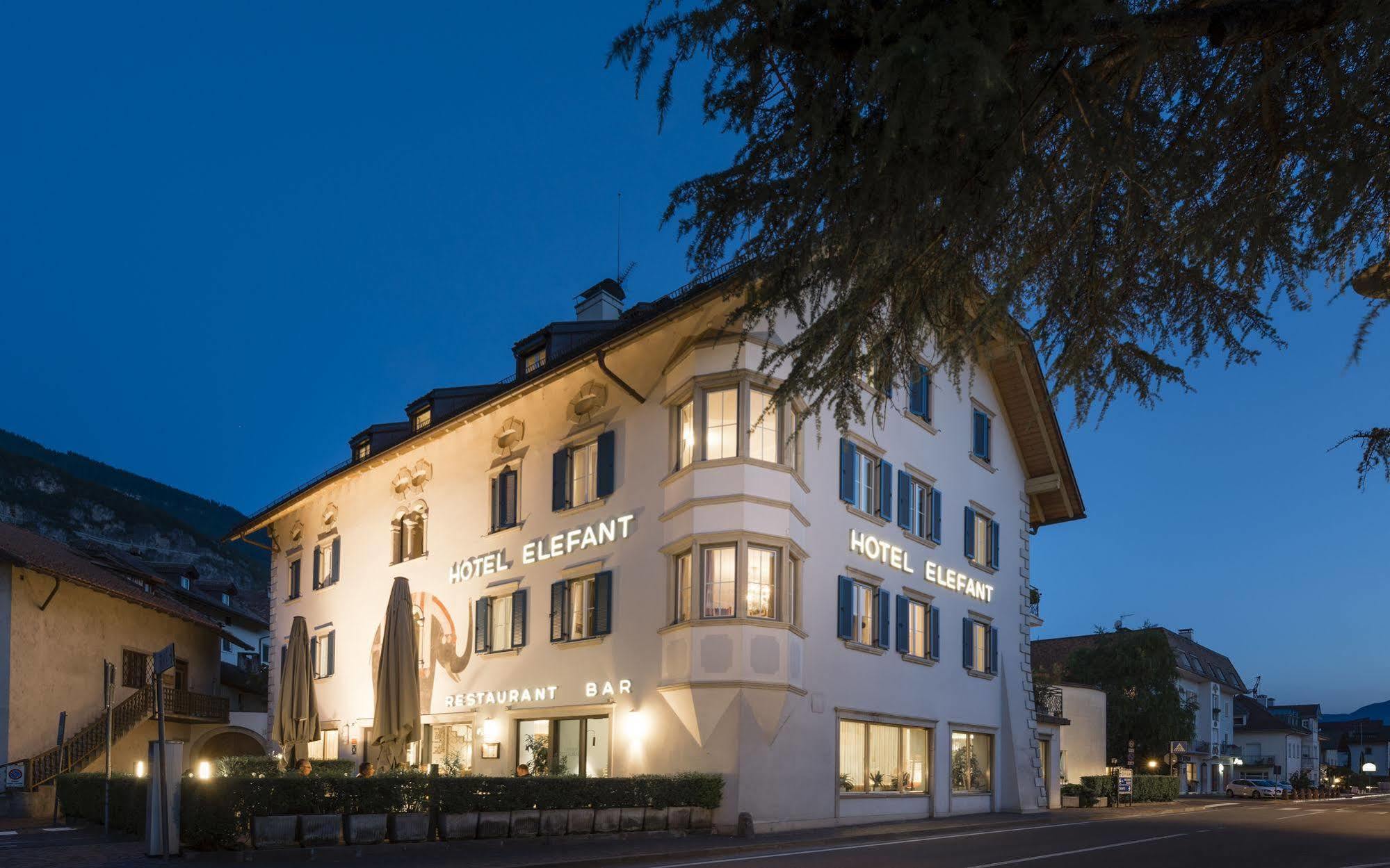 Hotel Elefant Ora / Auer Kültér fotó