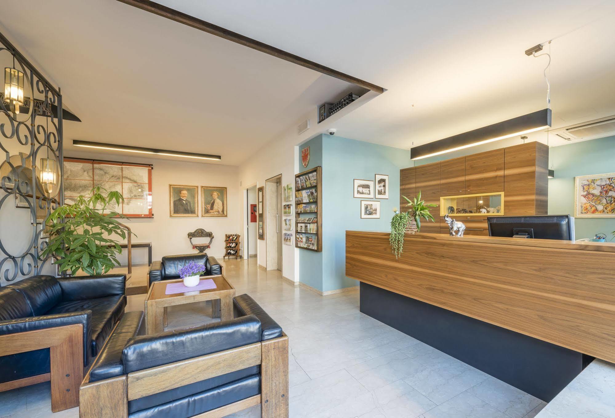 Hotel Elefant Ora / Auer Kültér fotó